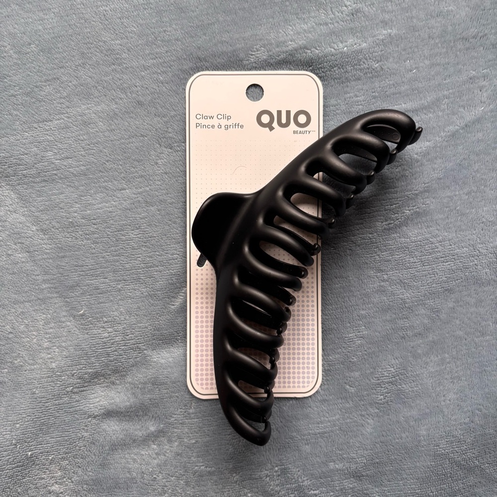 Quo Claw Clip-